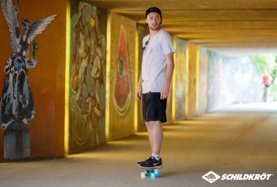Retro Skateboard FREE SPIRIT 22´ Pa